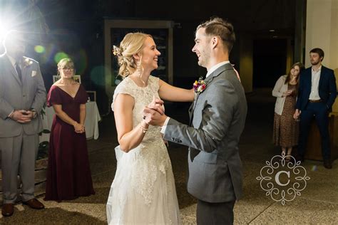 Woodbury Central Park Wedding Photos | Emily + Dustin