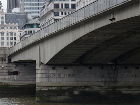 London Bridge vs Tower Bridge - Tripadvisor