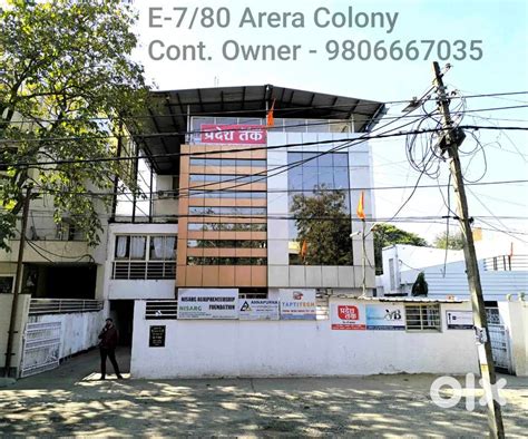 Office space 900 sqft with 2 Ac, 20 ppx sitting furniture & 10 chairs ...