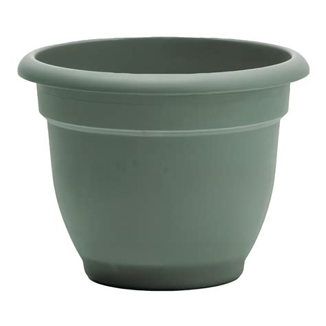 Bloem Ariana Plastic Traditional Planter