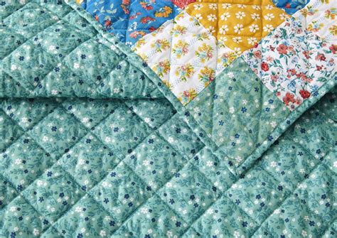Buy The Pioneer Woman Multi-Color Floral Patchwork Cotton King Quilt ...