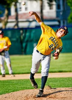 Olmsted Falls stops Strongsville in high school baseball regional ...