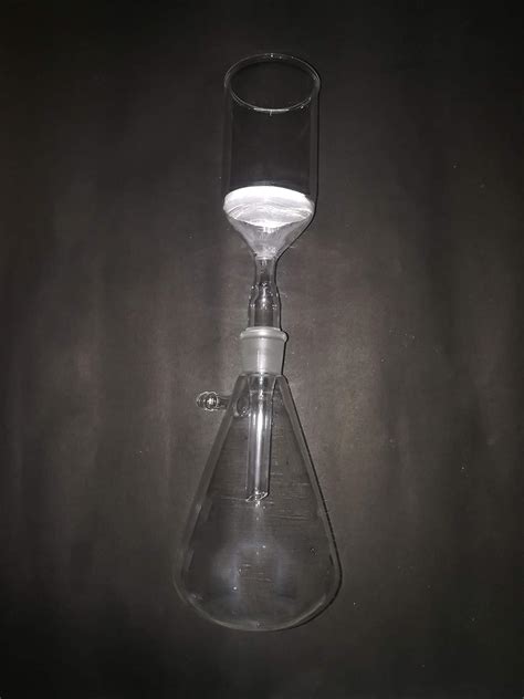 BOROSILICATE GLASS FILTERING APPARATUS CAPACITY 250ML. ONE UNIT. WITH ...