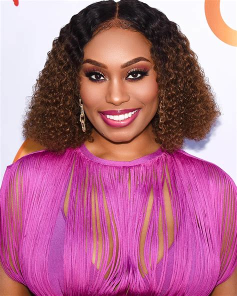 Angell Conwell Bio, Age, Career, Net Worth, Height, Boyfriend