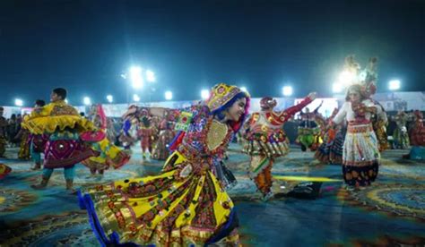 Mumbai's Top 10 Garba Nights for Navratri 2025
