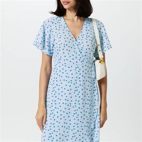 Vero Moda | Women's Saki Wrap Dress | Wrap Dresses | Sports Direct