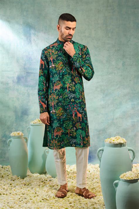 Buy Men’s Kurta Sets & Kurta Pajama Sets Online – Riyaasat