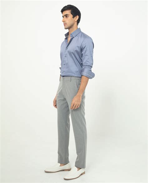 Rare Rabbit Men's Comor Blue Cotton Plain Regular Fit Full Sleeve Coll