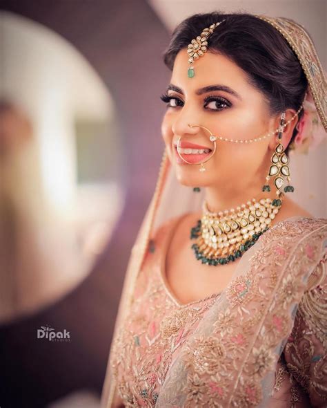 9 Most-stylish Earring Photos You Must Bookmark Right Now!