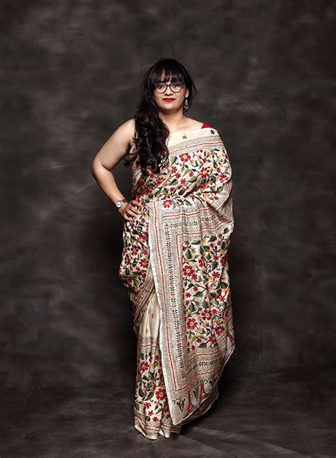 5 Women Of Different Body Types Draped Saris In 5 Different Ways And ...