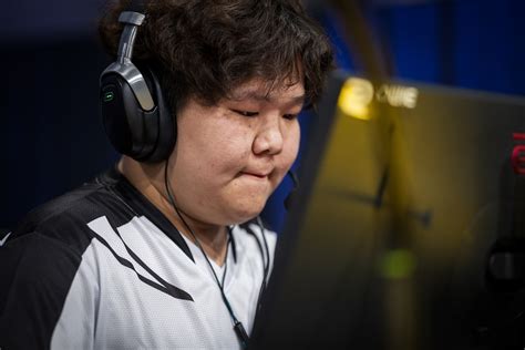 The MongolZ persevere to take down Liquid - Dust2.in