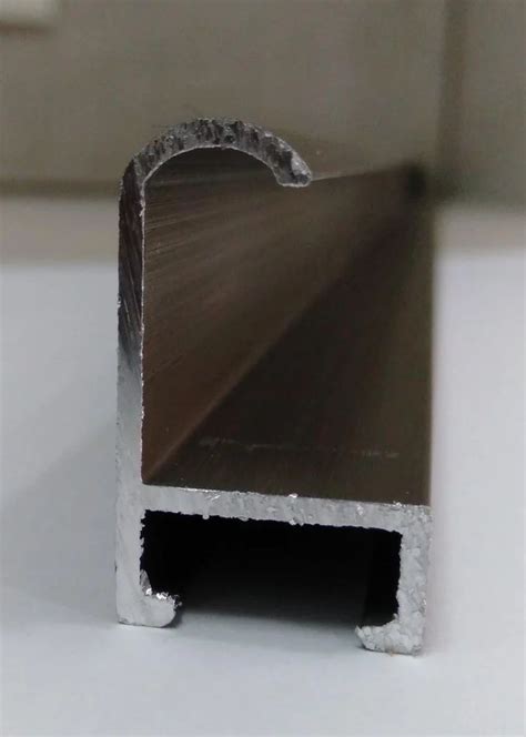 Aluminium Photo Frames - Aluminium Photo Frame Section Trader ...