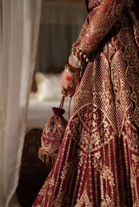 Maroon Embroidered Net Pakistani Bridal Dress | Luxury Wedding Wear ...