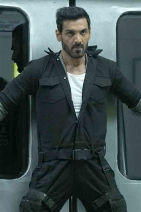 Ek Villain Returns: Get Latest Buzz, Updates, Gossip, Photos & Videos