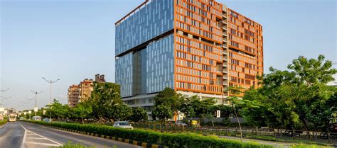 Premium Showrooms and Retail Spaces in Nehrunagar, Ahmedabad | Stratum ...