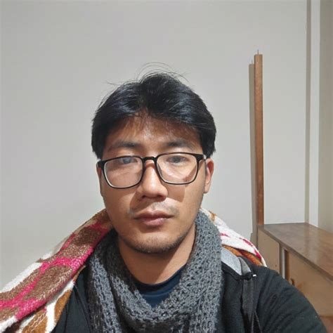 Temsuwapang - Physics teacher - ₹500/h