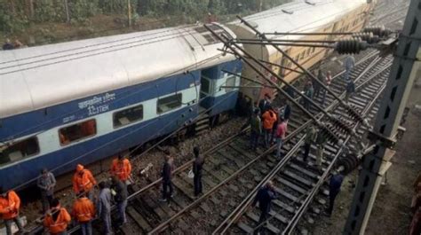 Two bogies of train on its way from Amritsar derail in Lucknow