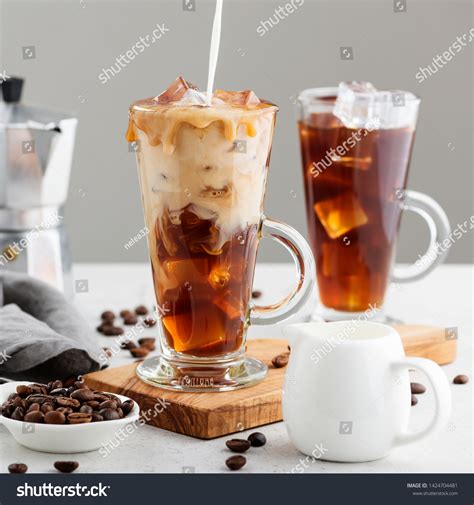 1,570 Caffe Latte Ice Images, Stock Photos & Vectors | Shutterstock