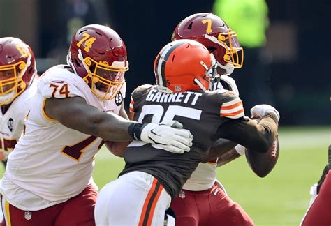 Myles Garrett’s strip sack highlights day of takeaways, and this time ...