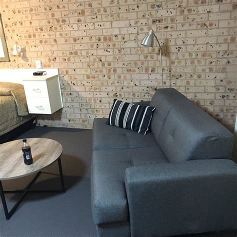 CARDIFF MOTOR INN - Motel Reviews, Photos, Rate Comparison - Tripadvisor