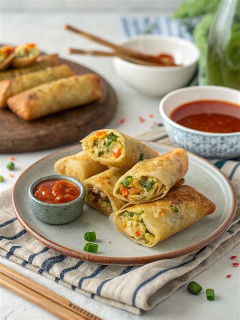 Baked Veggie Egg Rolls with Dipping Sauce: 5 Easy Steps to Perfect ...