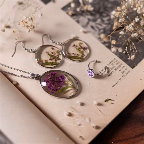 LeafyAffair: Buy unique preserved flower jewellery online in India ...