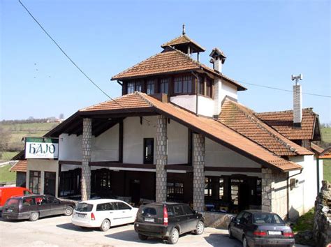 Vesti . Nema greške - Nekrunisani kraljevi jagnjećih pečenja Zlatibor