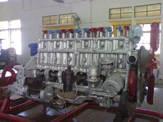 NIT Trichy - Multi-Cylinder Engine - Cut Section