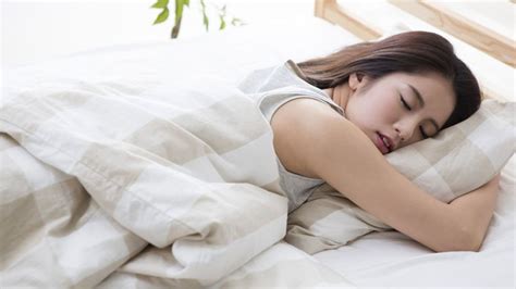 成年人一天需要多少小时的深睡眠，为什么？ - 知乎