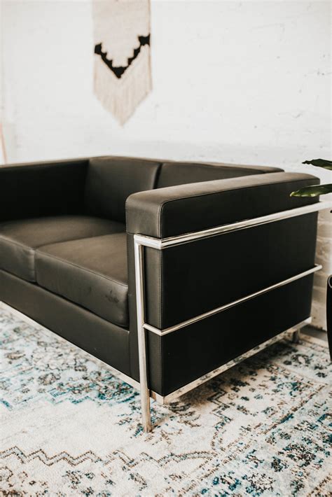 Used Furniture - Brooks Furniture