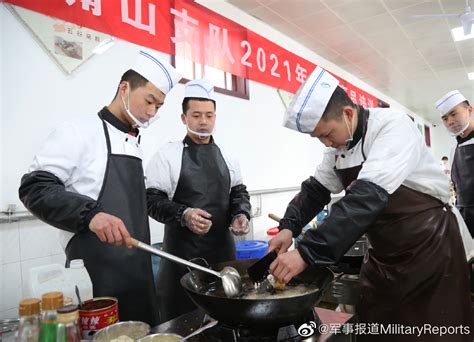炊事老兵退役，他们多措并举保持等级厨师在岗率 - 中国军网