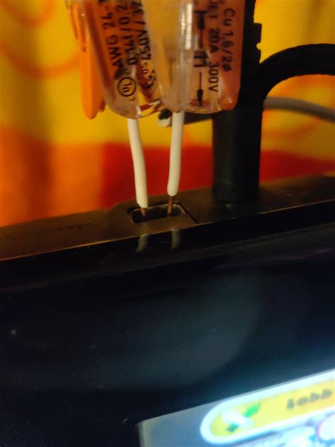 Wii U gamepad charger broke... : r/techsupportmacgyver