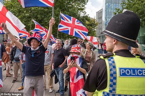 New council houses to be built for asylum seekers in push to end use of ...