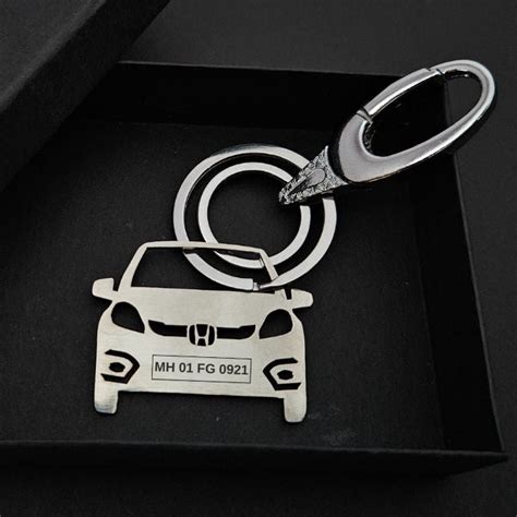 Personalised Honda Mobilio Keychain - Custom Car Gift – Foundation Gift