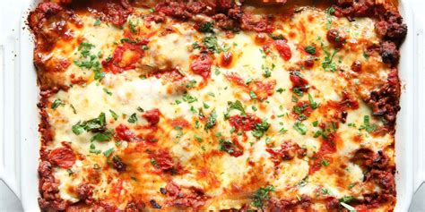 Easy Classic Lasagna Recipe   How To Make Traditional  