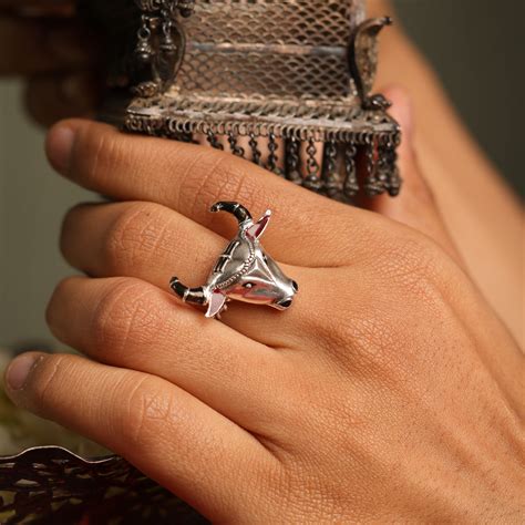Bull ring | Sheetal Zaveri by Vithaldas