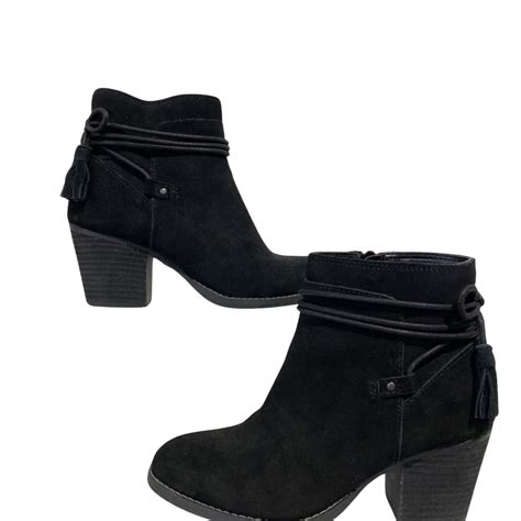 Skechers Womens Black Boot Size 36 / 6 Black (s)