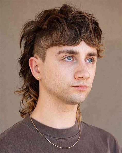 Awesome Hairstyles For Men With Medium Hair