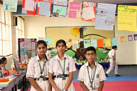 Delhi World Public School