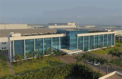 Top End Vehicles drive Mercedes Benz India revenues to over Rs 12,000 ...