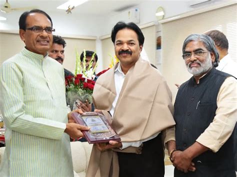 Get To Know The Team Behind ISRO's Chandrayaan 2