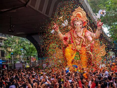 Ganesh Chaturthi: A look at Mumbai's most famous idols this year ...