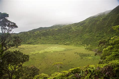 The Ka'au Crater Hike, Oahu - Hawaii - The Elevated Moments