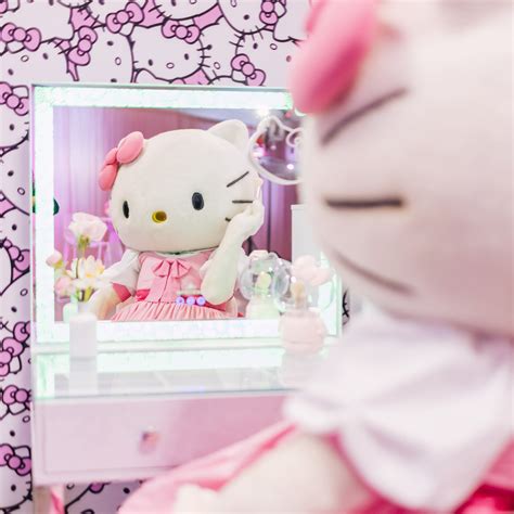 Hello Kitty® RGB PLUS "All Over" Vanity Mirror – Impressions Vanity Co.