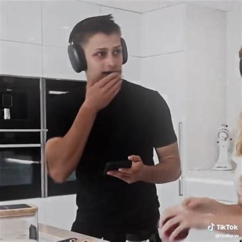 Sis vs Bro Playdate 的图像结果