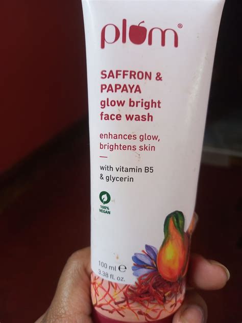 Plum Saffron & Papaya Glow & Brightening Face Wash | With Vitamin B5 ...