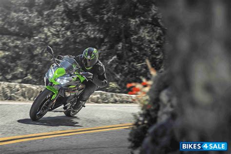 Kawasaki Ninja 650 BS6 2022 price, specs, mileage, colours, photos and ...