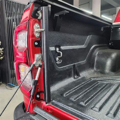 Hilux - Tailgate Seal Kit – Futurz4x4