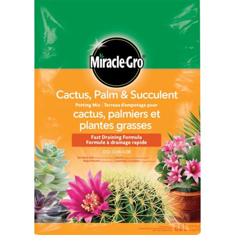 Miracle-Gro® Cactus, Palm & Succulent Potting Mix 0.07-0.03-0.05 8.8 L ...