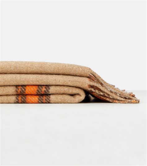 Anagram checked wool and cashmere blanket in beige - Loewe | Mytheresa
